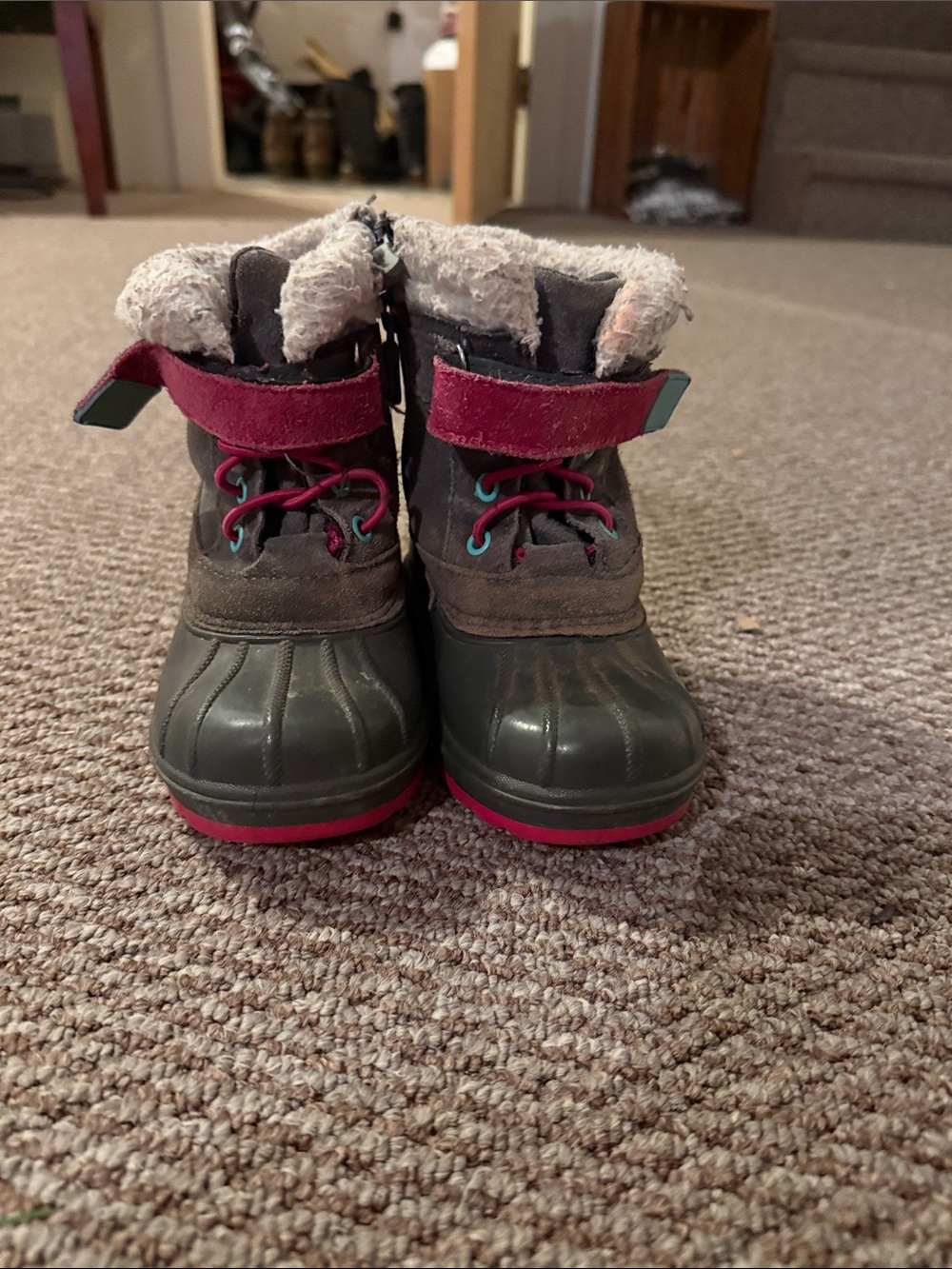 Cat & Jack Kids Waterproof Winter Boots in Gray with Pink Accents